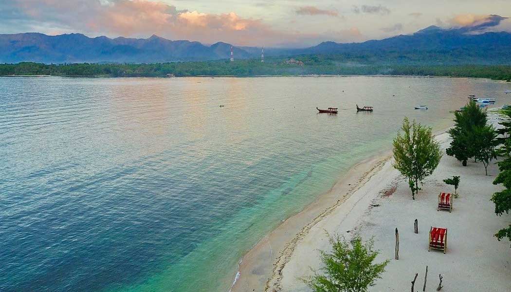 Sire beach lombok