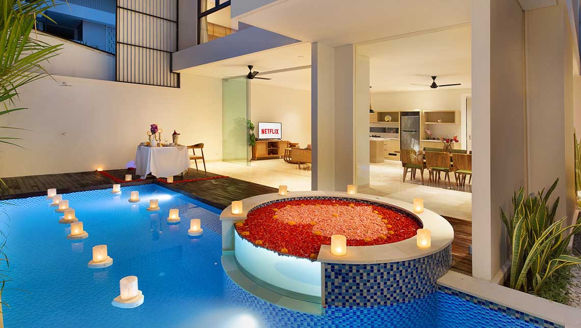 Eight Palms Villa
